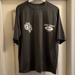 Darc Sport Men's Charcoal Tee with Wolf Graphic